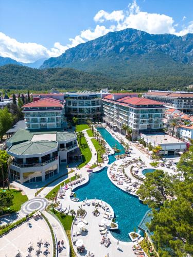 Akra Kemer