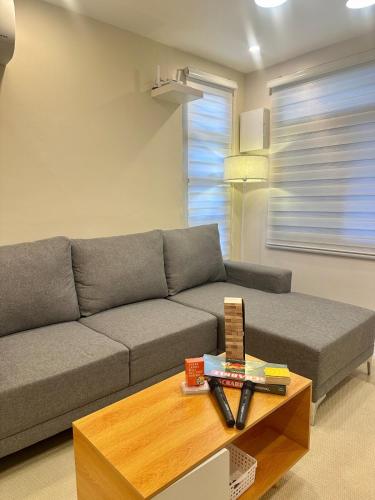 Cozy 2BR Staycation Deca Talomo near Toril & Puan