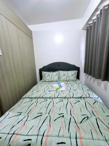 Wood Haven Seaside View Bedroom