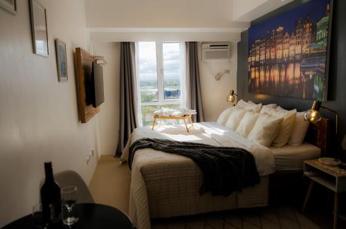 Modern Oasis*Heart of City*Fast Wi-Fi/Netflix WFH