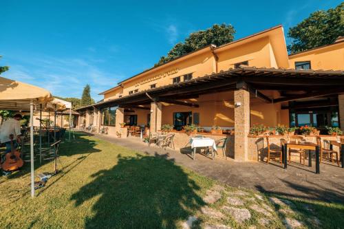La Carrozza D'Oro Sul Lago