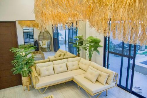 Casa Yunika Modern Guesthouse in Apalit