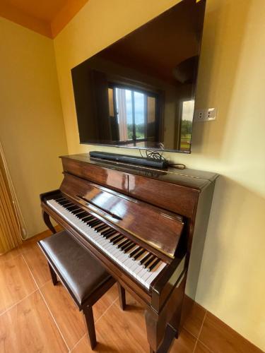 Balai Moca Hillside with Sunset View