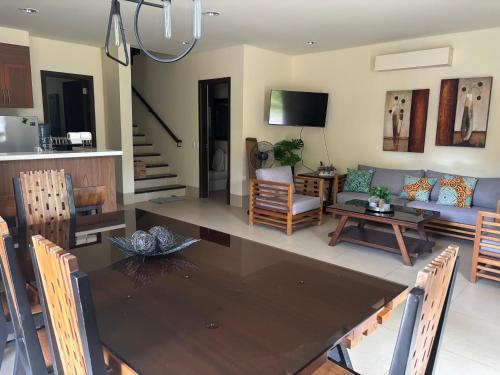 3-Bedroom Haven in Anvaya Cove