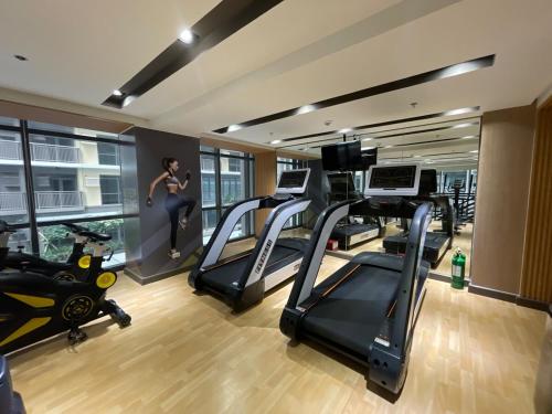 1BR Executive Suite Beside Okada & Solaire - 4pax