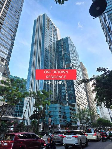 Luxury Bgc Condo At Uptown Area #oursw21e