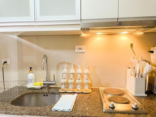 BGC's Best Condo Near Uptown Mall #oursw15o