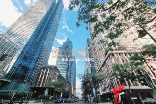 Prime BGC Condo: Uptown Mall & Hyatt #ournw21n