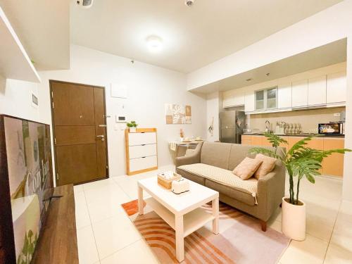 Prime BGC Condo at Uptown Area #oursw11g