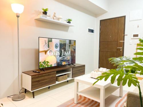 Prime BGC Condo at Uptown Area #oursw11g