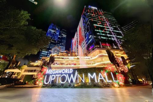 BGC Staycation: 1BR Condo Uptown Area #ournw12d