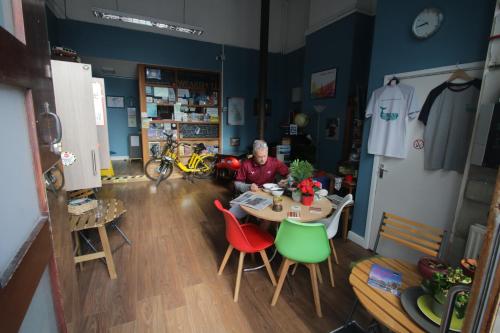 Hull Trinity Backpackers