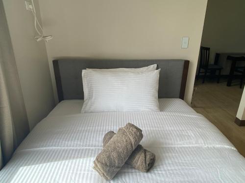2mins to Okada near Airport & MOA with Balcony-8E