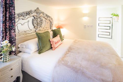 Gorgeous Boutique Flat Sleeps 2 in Lyme Regis