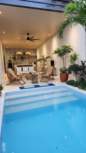 Nazville Vacation Home