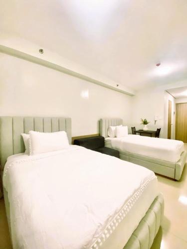 Bella Notte Staycation - SMDC Shore 2 MOA Complex