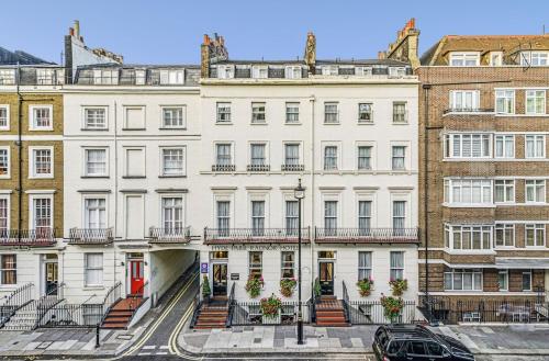 Hyde Park Radnor Hotel