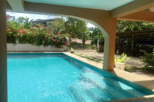 Larosa Hostel Bed and Breakfast