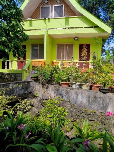 Little Bridges Bed and Breakfast