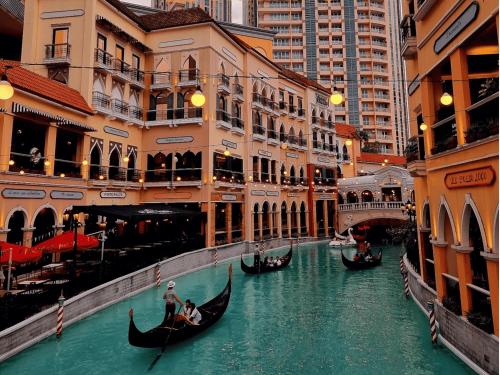 Modern Condo At Venice Residences Bgc #vlrb29k