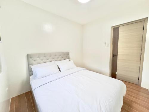 CASA GUADA - Villa & Pool House Staycation