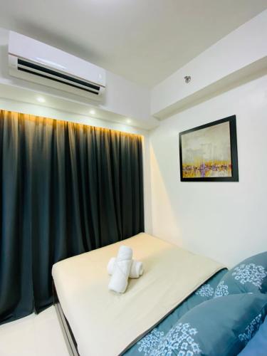 Makati Condominium Lush Residences