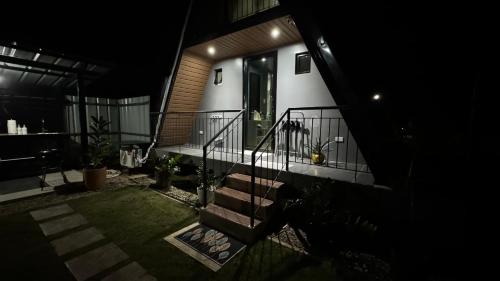 Inato Suites- Teepee House