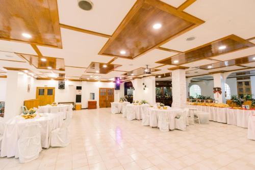 HAUS MALIBU Guesthouse & Restaurant