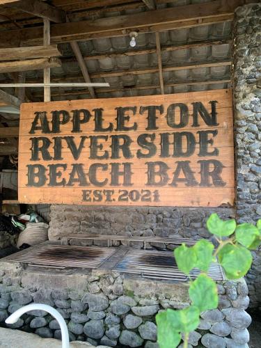 Small Deluxe Adjacent Room - Appleton Little Paradise Beach Resort & Restaurant