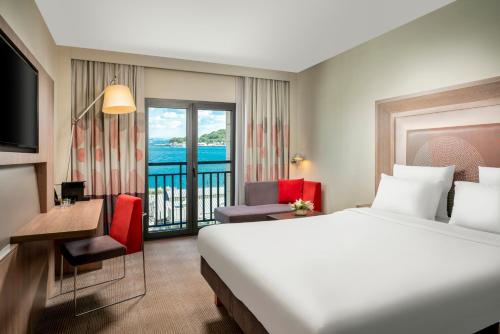 Novotel Istanbul Bosphorus