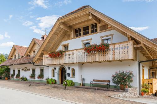 Berc Garni Hotel