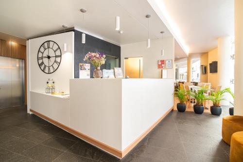 The Azoriani Boutique, Ascend Hotel Collection