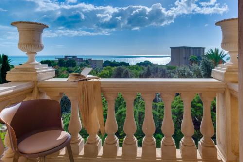 La Paloma Blanca Hotel