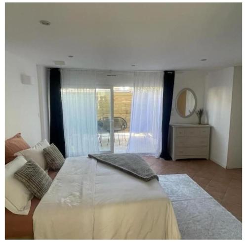 Appartement cosy entier et parking privé sur place a 5min de lille