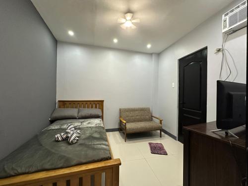 K and R Apartment Fully Furnished Home with Balcony