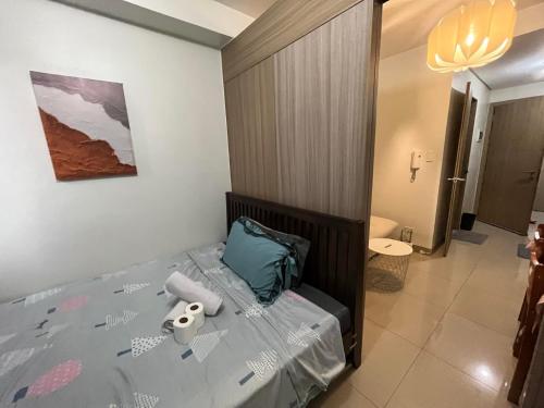 Shore 2 Beds with Balcony&fast Wifi TV 4 Pax MOA complex 834