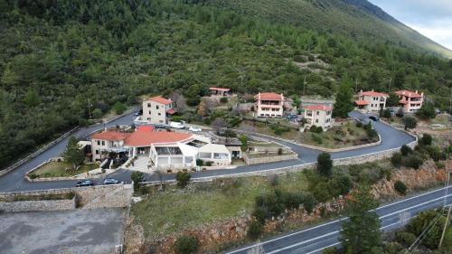 Mainalia Villas & Suites