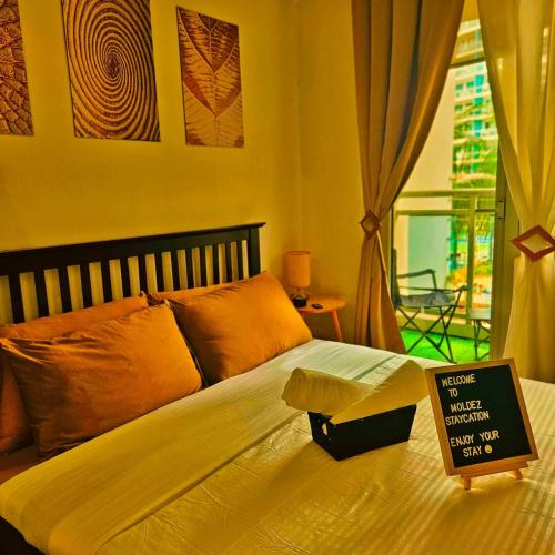 Azure Urban Resort Staycation