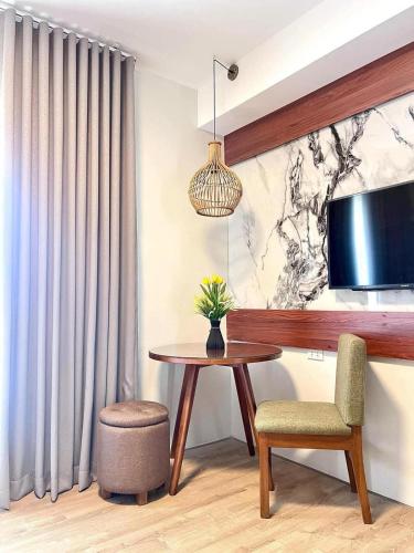 Patsy Place - Mesavirre Garden Residences