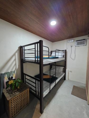 La Ud Lounge and Hostel