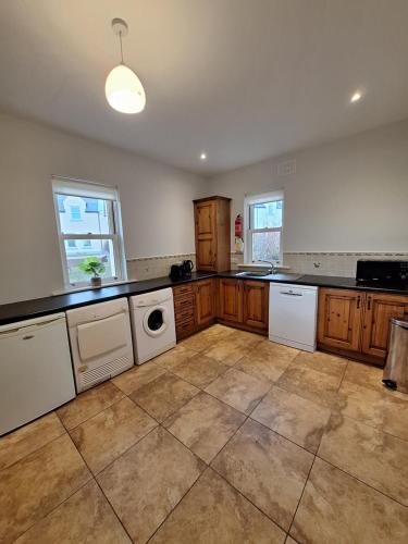 Doolin Holiday Village Lodges Doolin Court