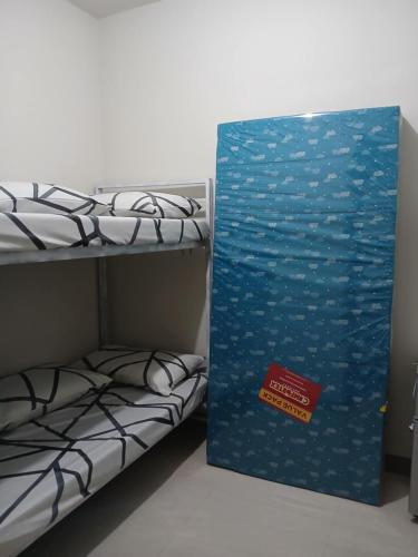 2 bedroom just accross MOA and SMX by jam ez