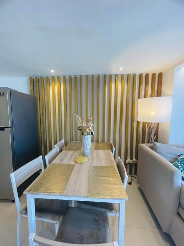 1205 Spacious Loft Type Unit