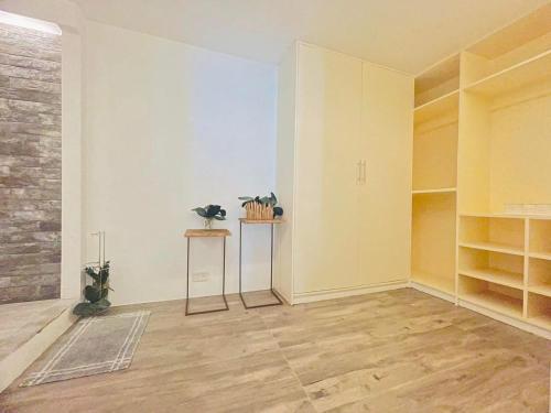 1205 Spacious Loft Type Unit