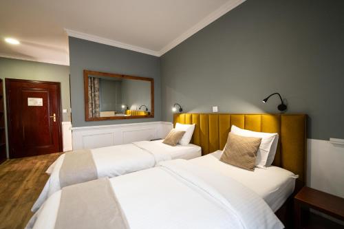 Grand Hotel