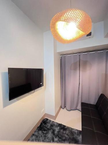 Unistay SHORE 3 Pool view w Balcony near MOA