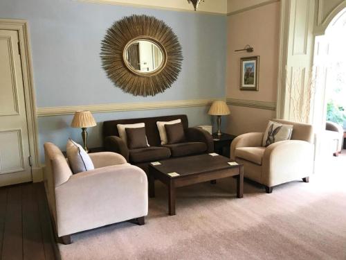 Abbotsford Lodge - Guest house