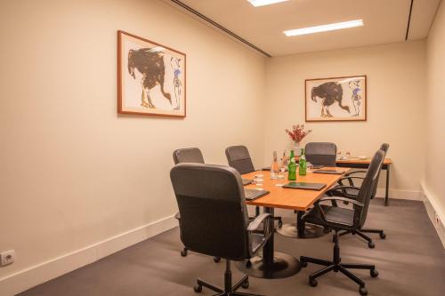 VIP Executive Art’s Hotel