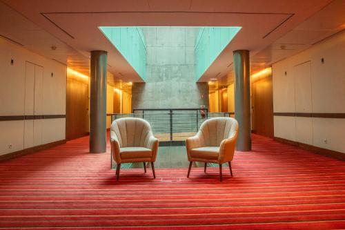 VIP Executive Art’s Hotel