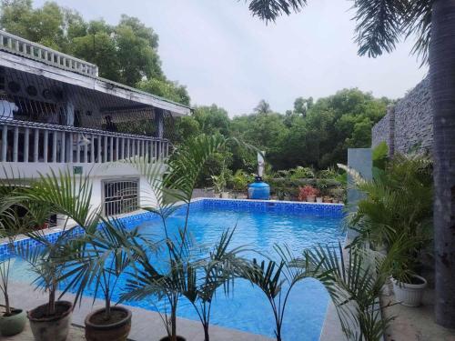 Casa Del Chen - Tranquil Beach Retreat in Aringay